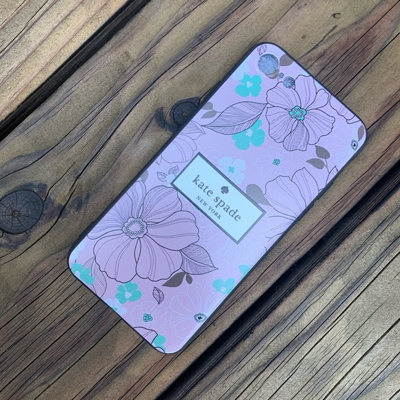 kate spade Accessories - KATE SPADE Silicone Case